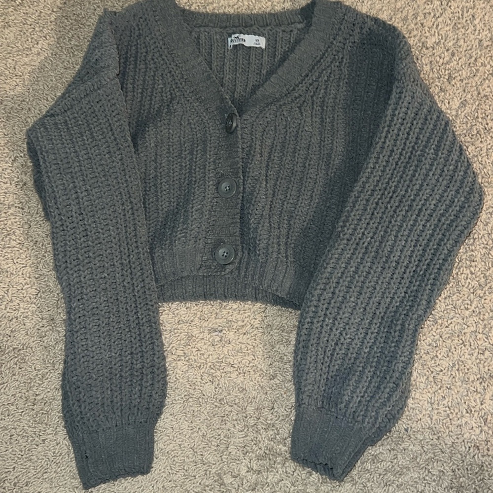 Hollister Cropped Knitted Sweater